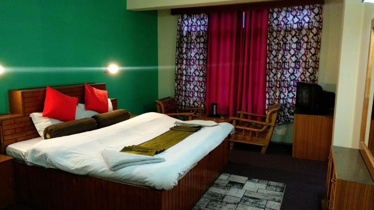Dormico'S Hotel Snowbird Манали Экстерьер фото